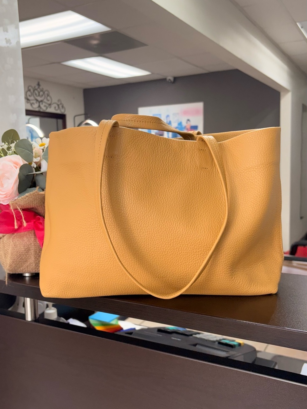 Cuyana
Women's Mustard Tote Bag - Spacious Everyday Carry